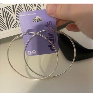 Claire’s silver‎ hoop earrings